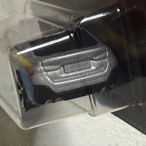 Matchbox 2025 BMW i4 Police Sedan 80/125 Diecast New - Picture 7 of 9